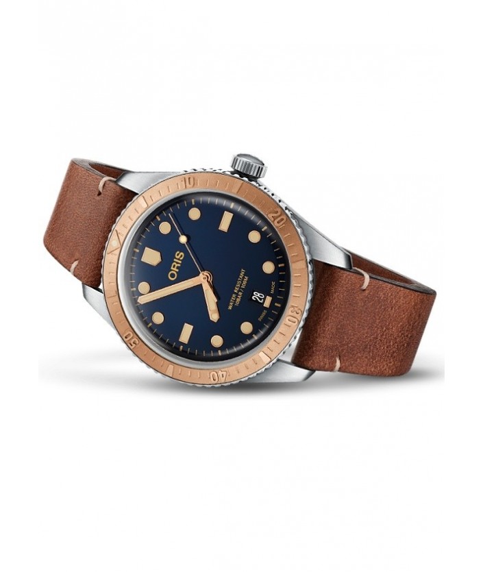 Divers Sixty-Five
