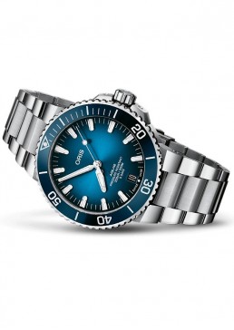 Aquis Date Calibre 400 2