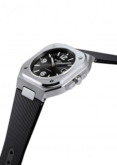 BR 05 Black Steel
